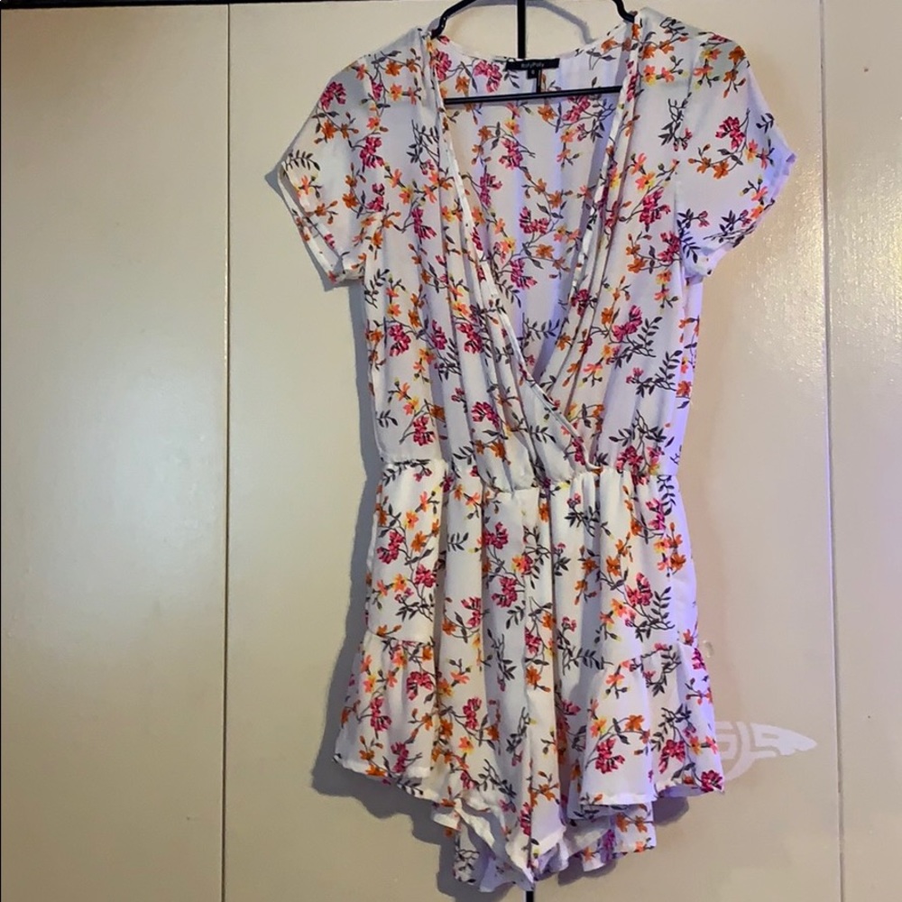 romper - Picture 1 of 2